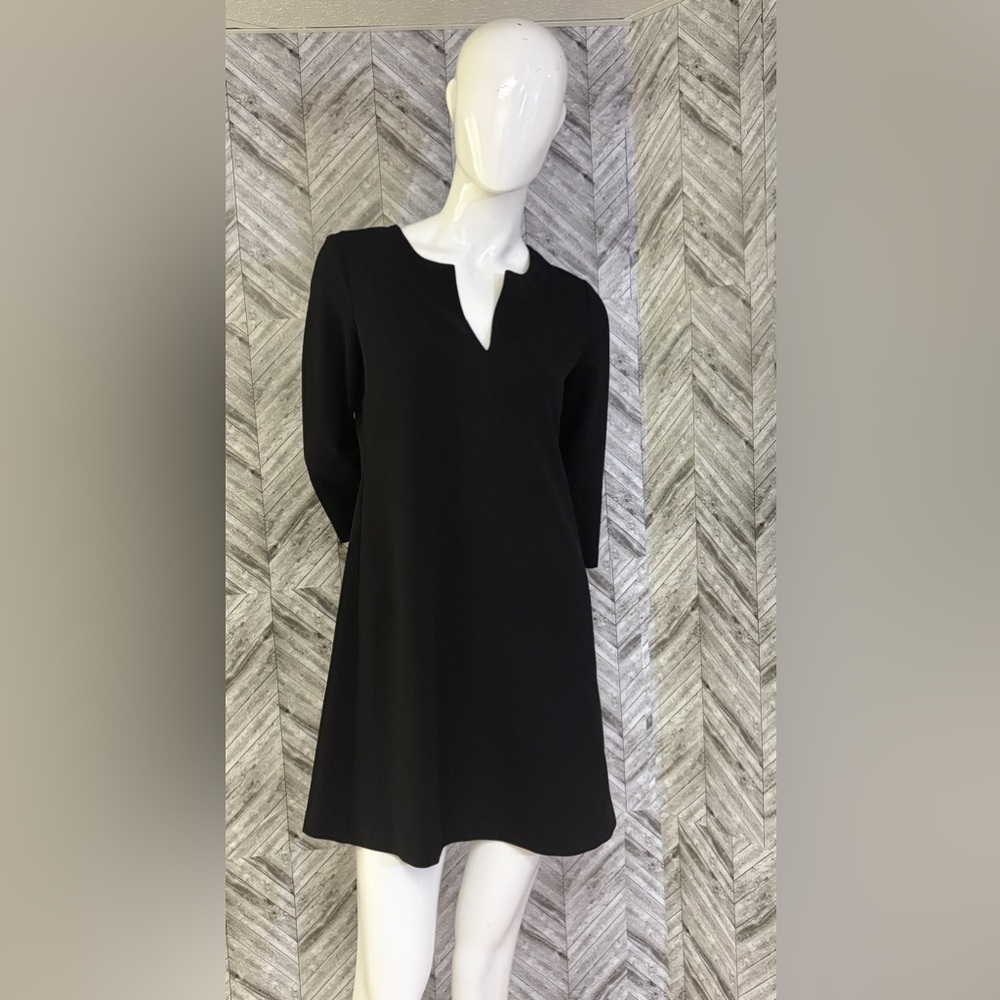 Le Chateau Little back dress, 3/4 sleeves, knee length v-neck size small